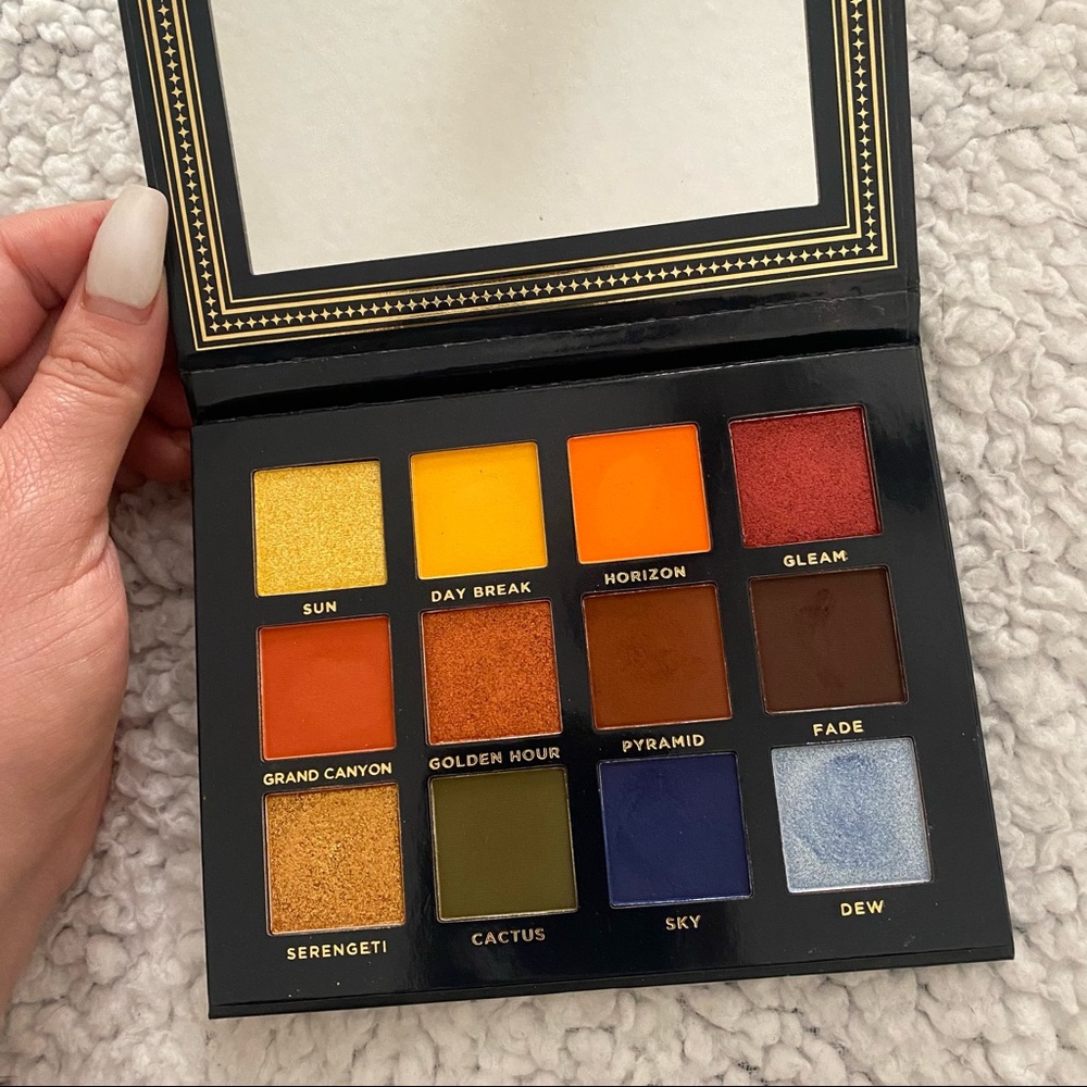 Eyeshadow palette